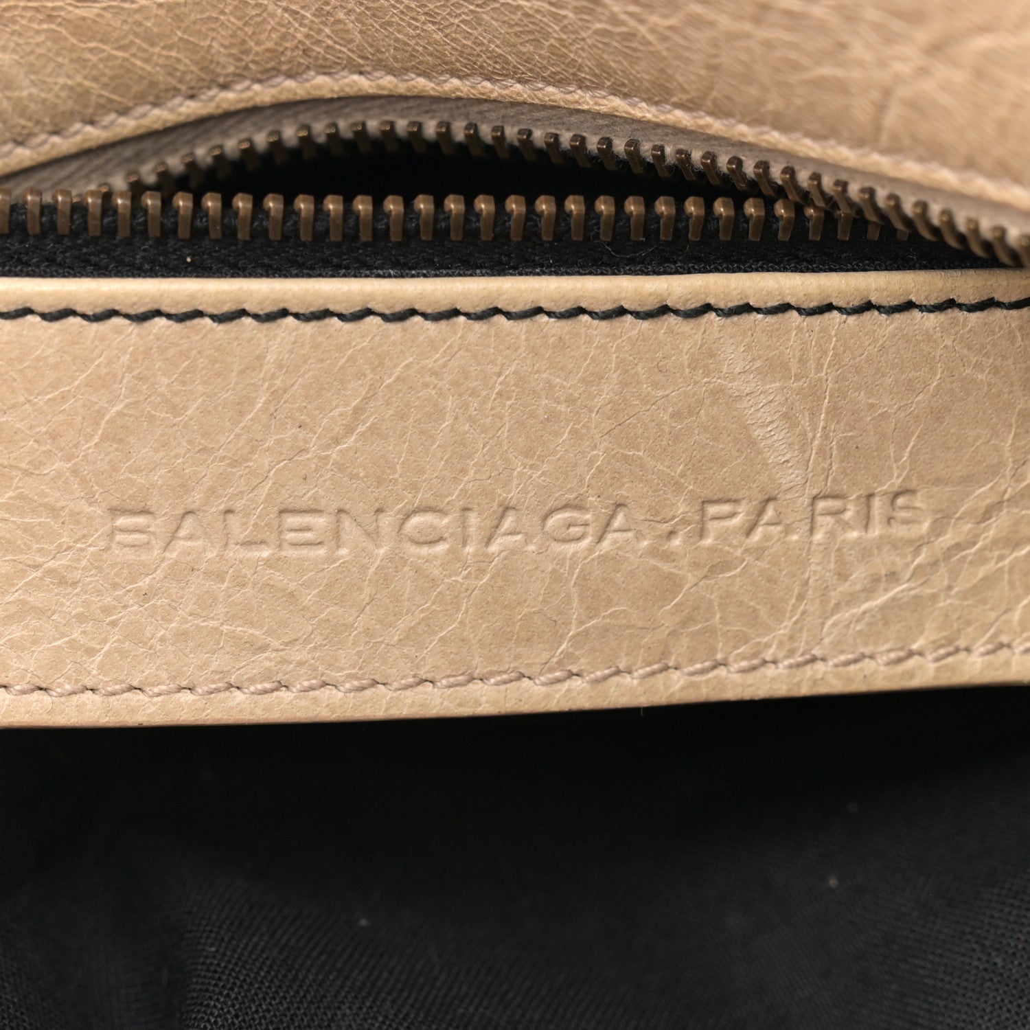 Balenciaga Chevre Classic Hardware Twiggy Sahara 6 of 15