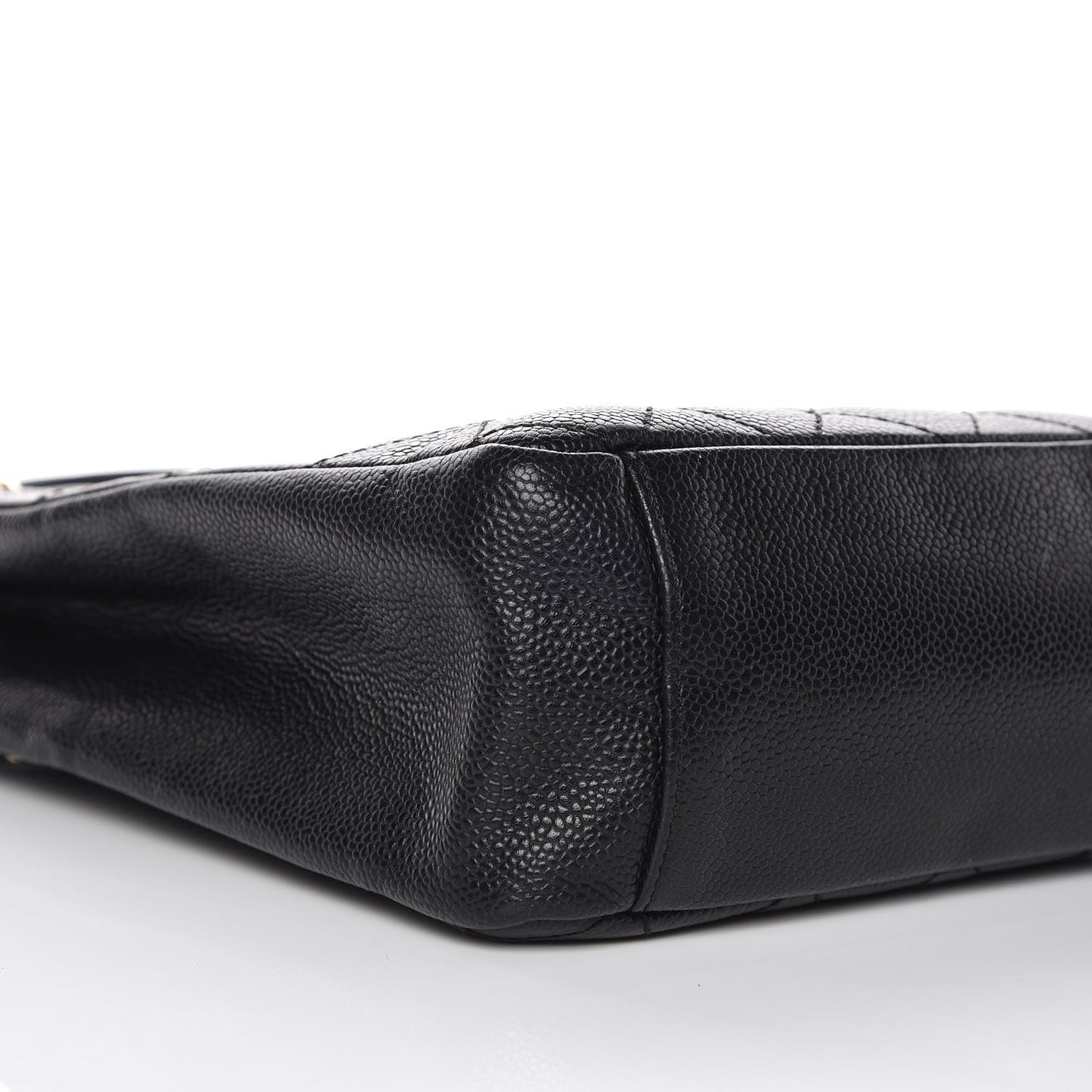 Caviar Quilted Petit Shopping Tote PST Black