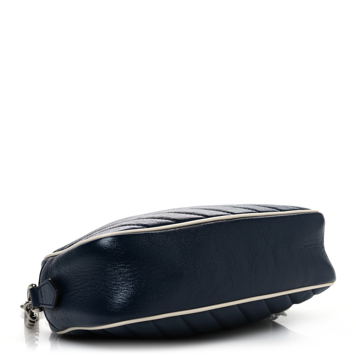 Gucci Vintage Effect Calfskin Matelasse Diagonal Small Torchon GG Marmont Chain Shoulder Bag Blue Agata Mystic White 4 of 11
