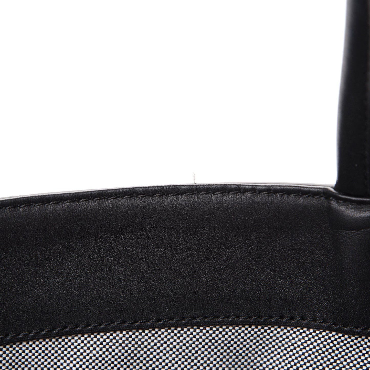 Calfskin Roxy Large Chain Bucket Black Silver Hardware