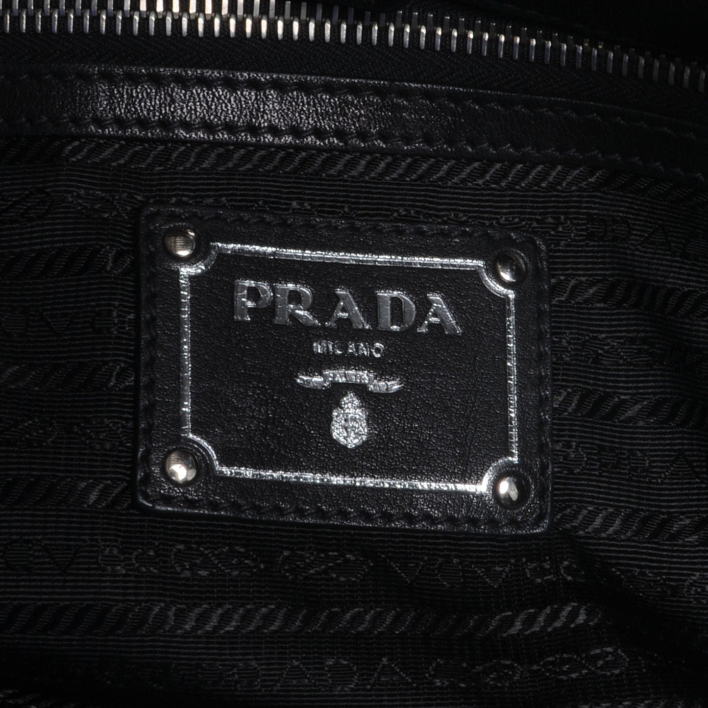 Soft Calf Chain Tote Nero Black