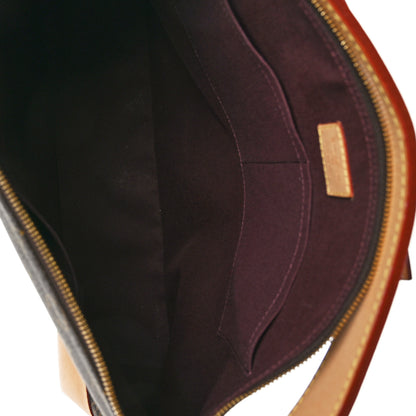 Louis Vuitton Monogram Berri MM 5 of 8