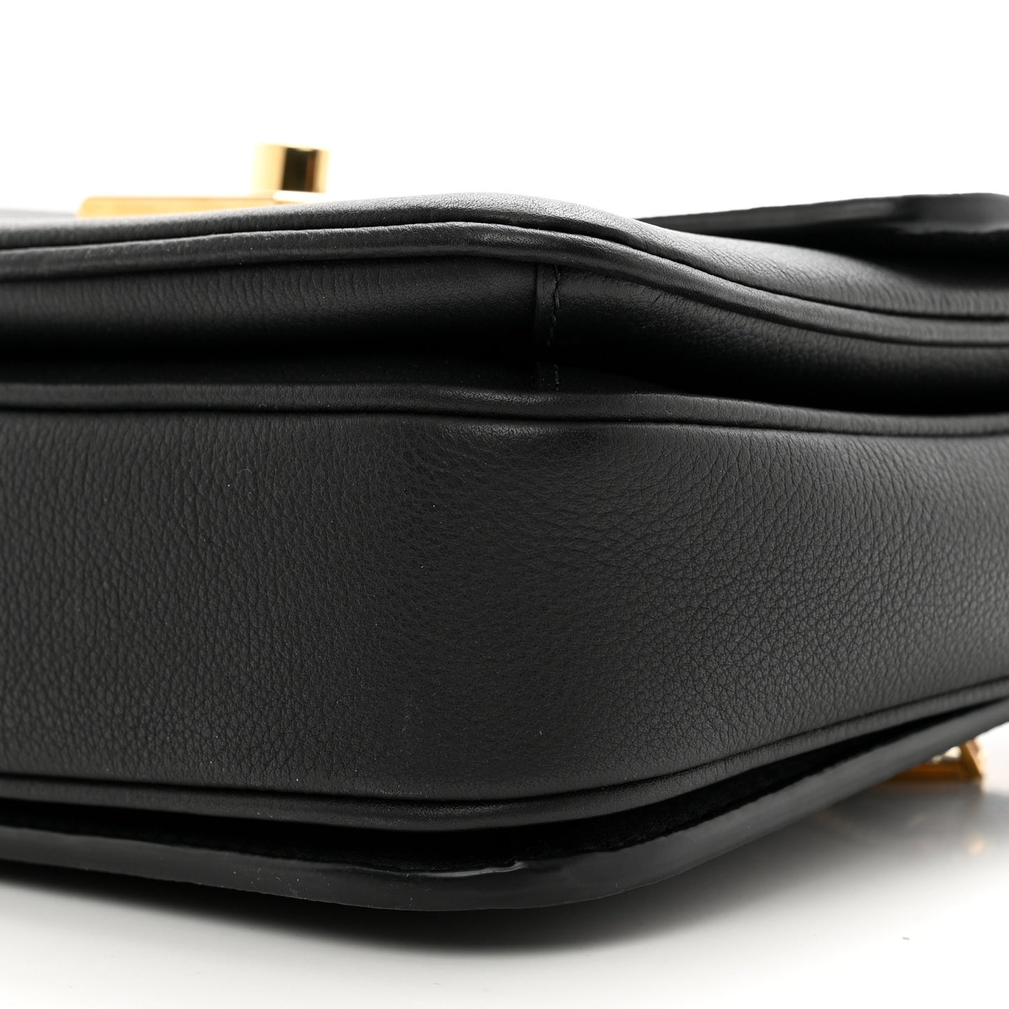 Grained Calfskin Lockme Oxford Black