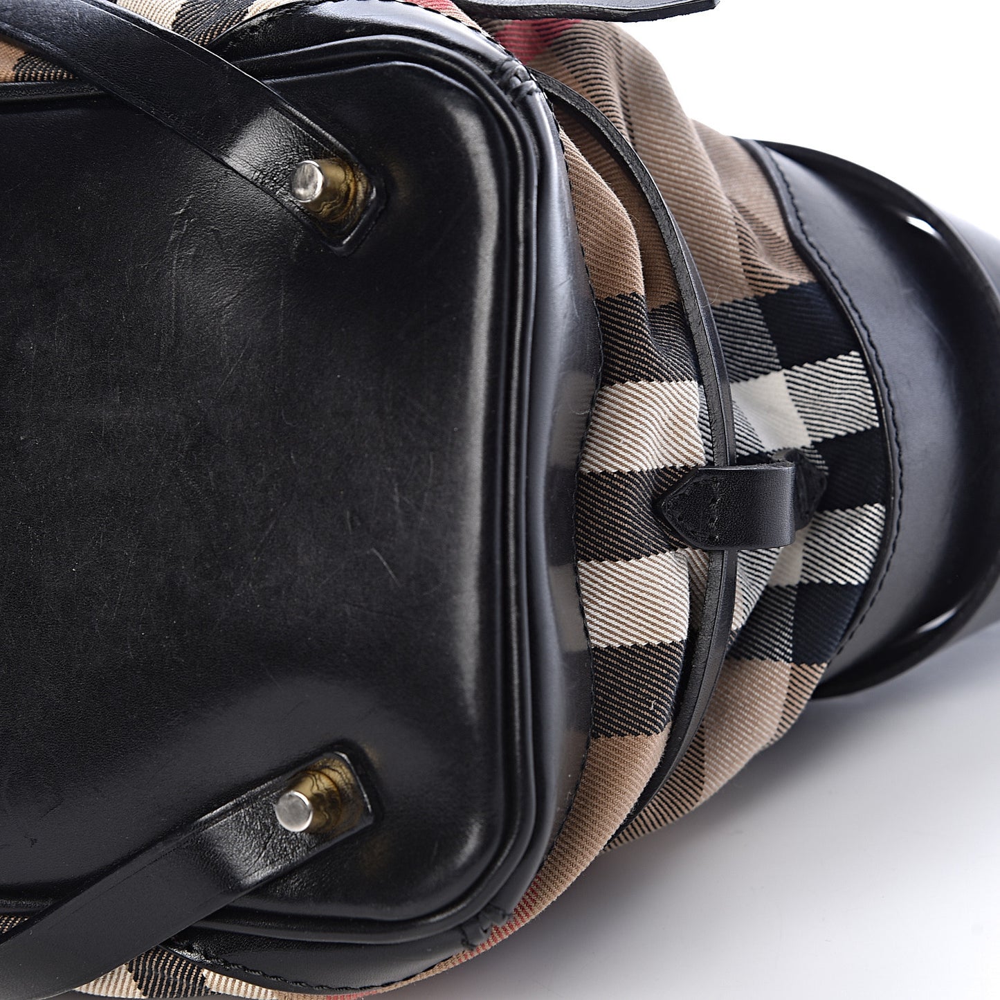 House Check Bridle Calfskin Medium Lynher Tote Black