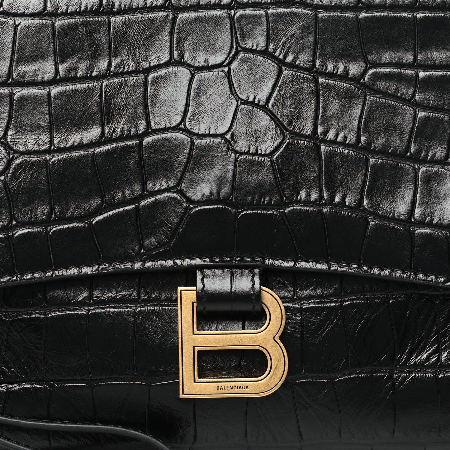 Calfskin Crocodile Embossed Medium Crush Pochette Clutch Black