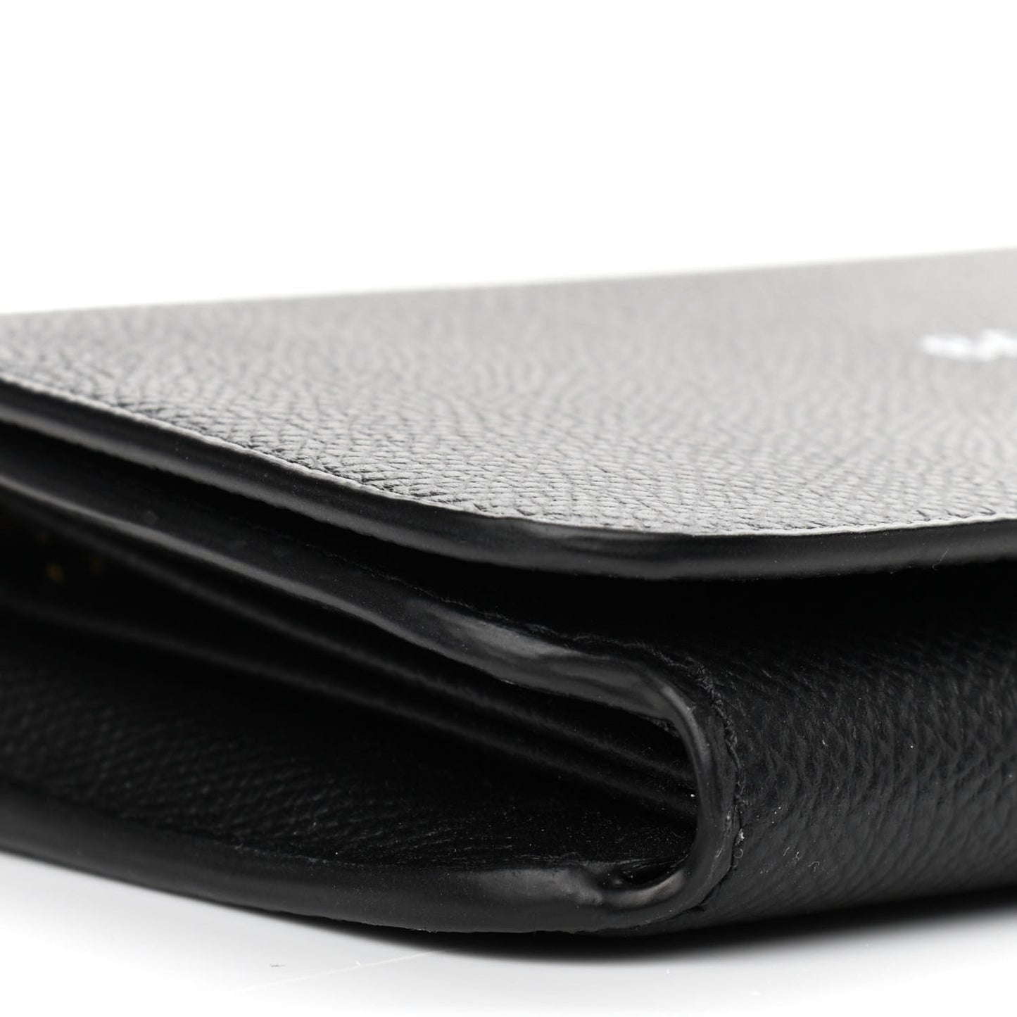 Grained Calfskin Logo Cash Continental Wallet on Chain Black White
