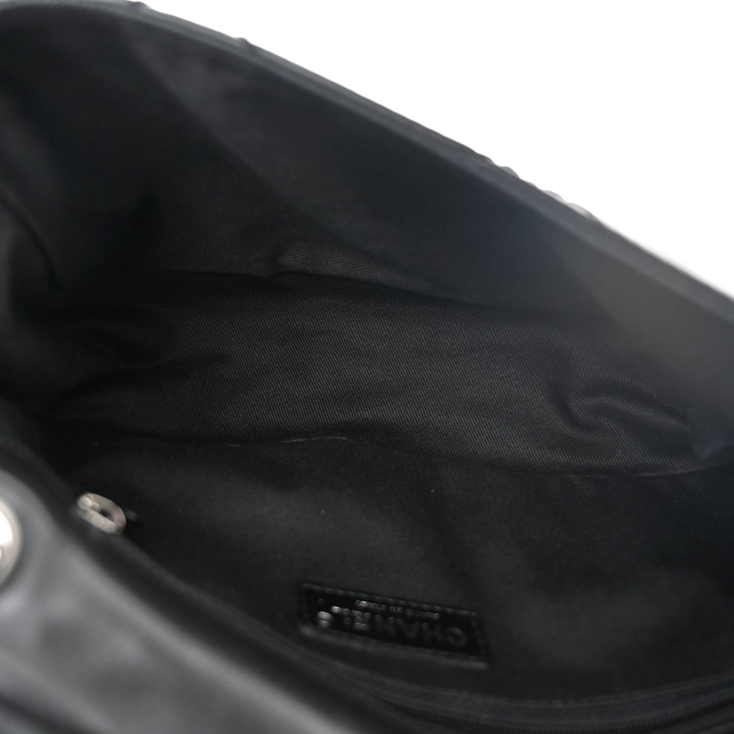 Calfskin Stitched Expandable Flap Black