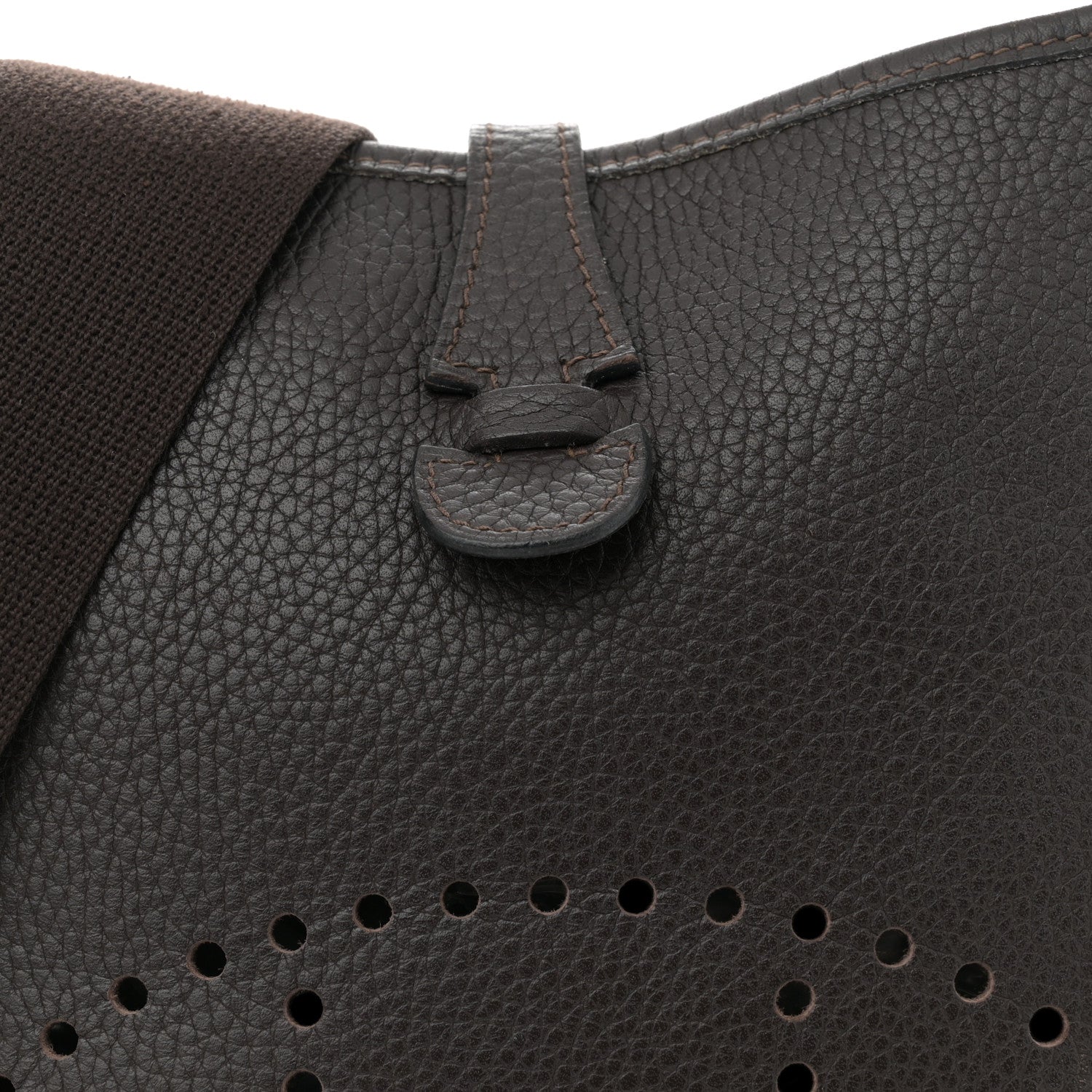 HERMES　エルメス Hermes Taurillon Clemence Evelyne II PM Chocolate 1691198