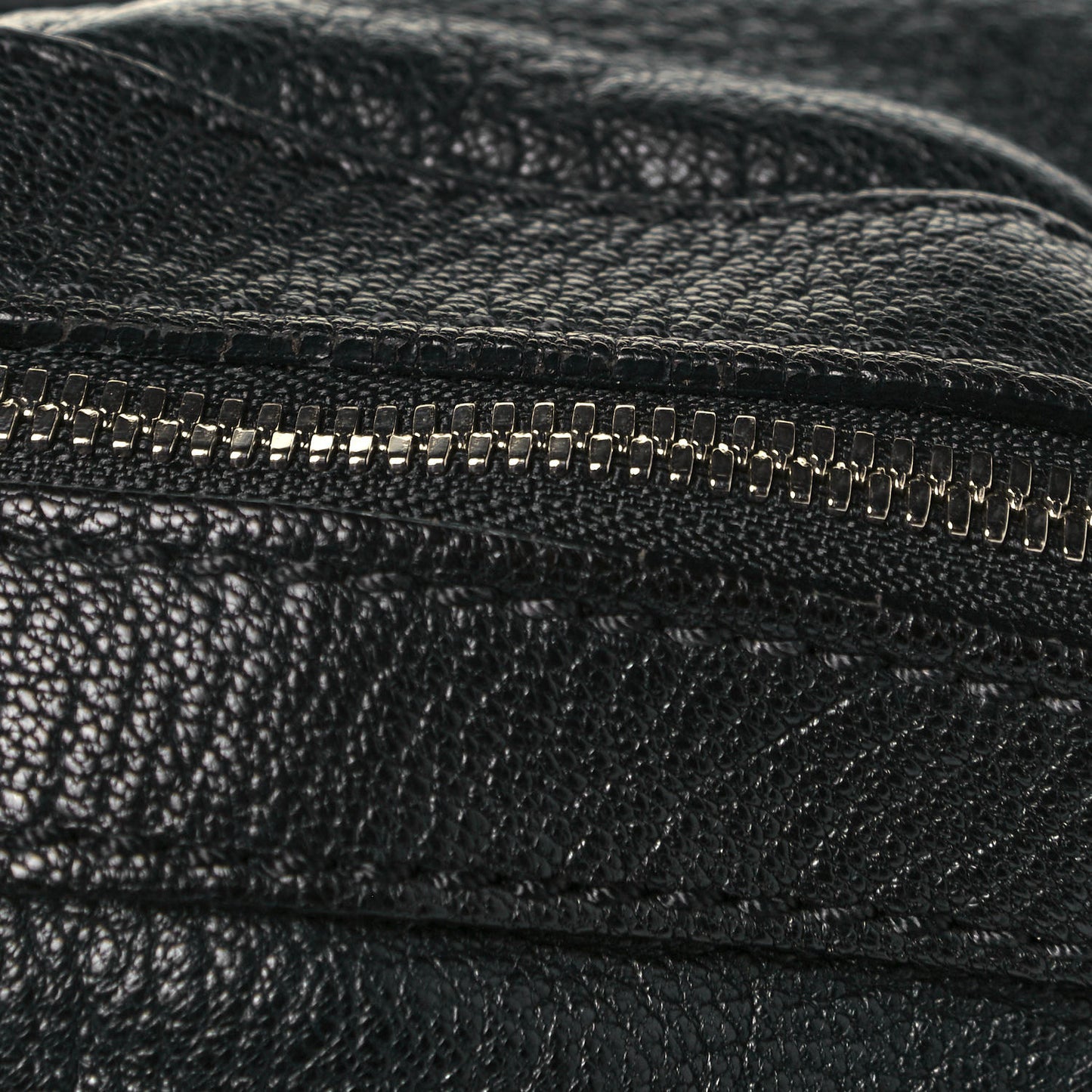 Sugar Goatskin Large Nightingale Black