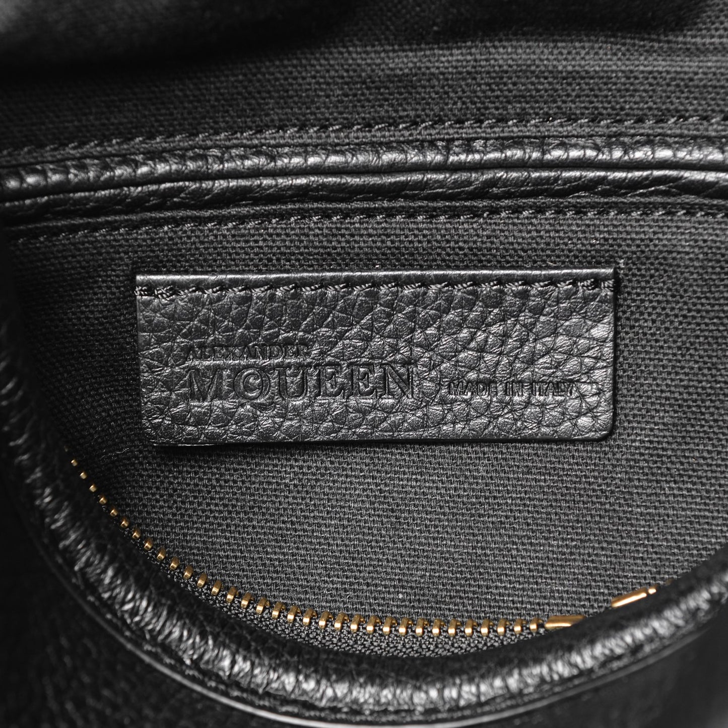 Grainy Calfskin Padlock Skull Clutch Black