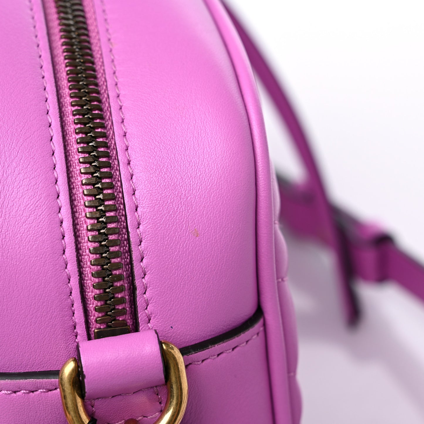 Calfskin Matelasse Small GG Marmont Chain Shoulder Bag Candy Mousse