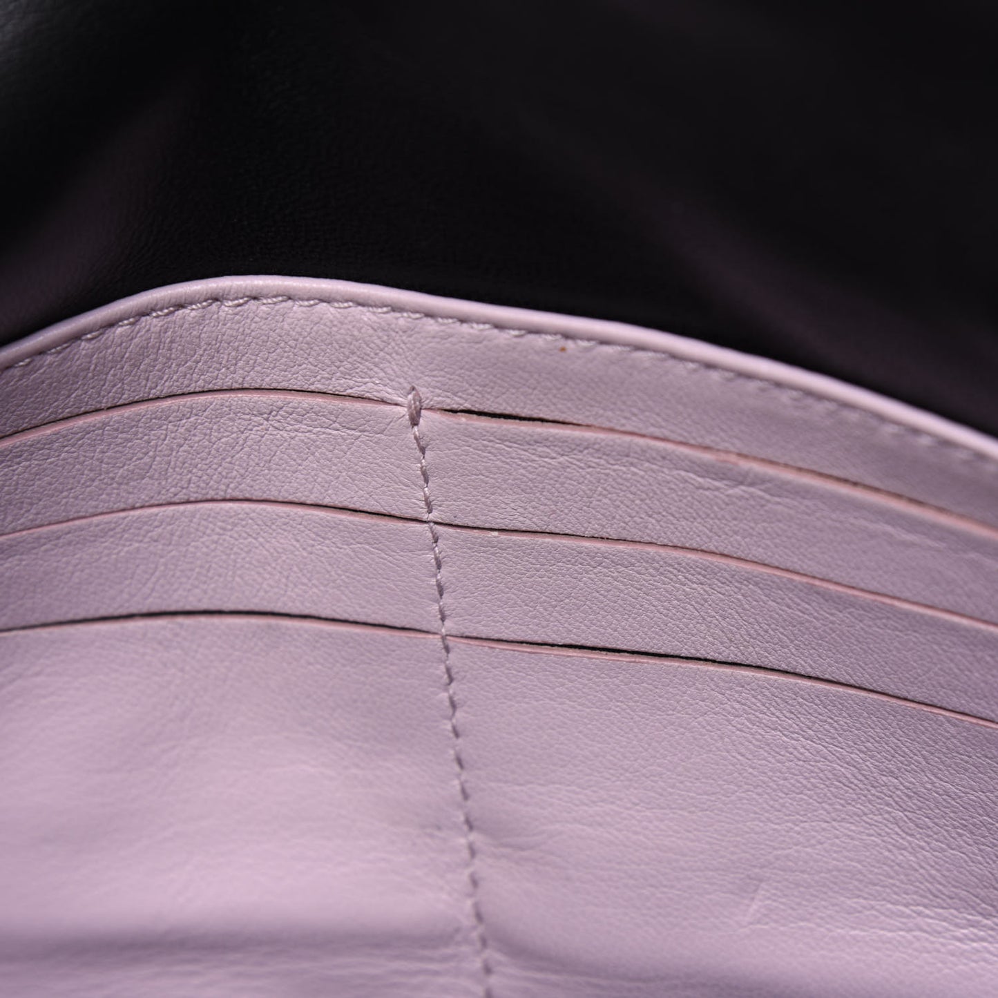 Lambskin Cannage New Lock Pouch Black