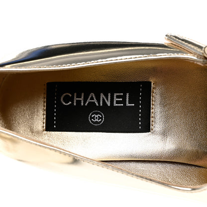 Chanel Laminated Calfskin Grosgrain Cap Toe CC Pointed Toe Wedge Pumps 38 Gold Black 7 of 9