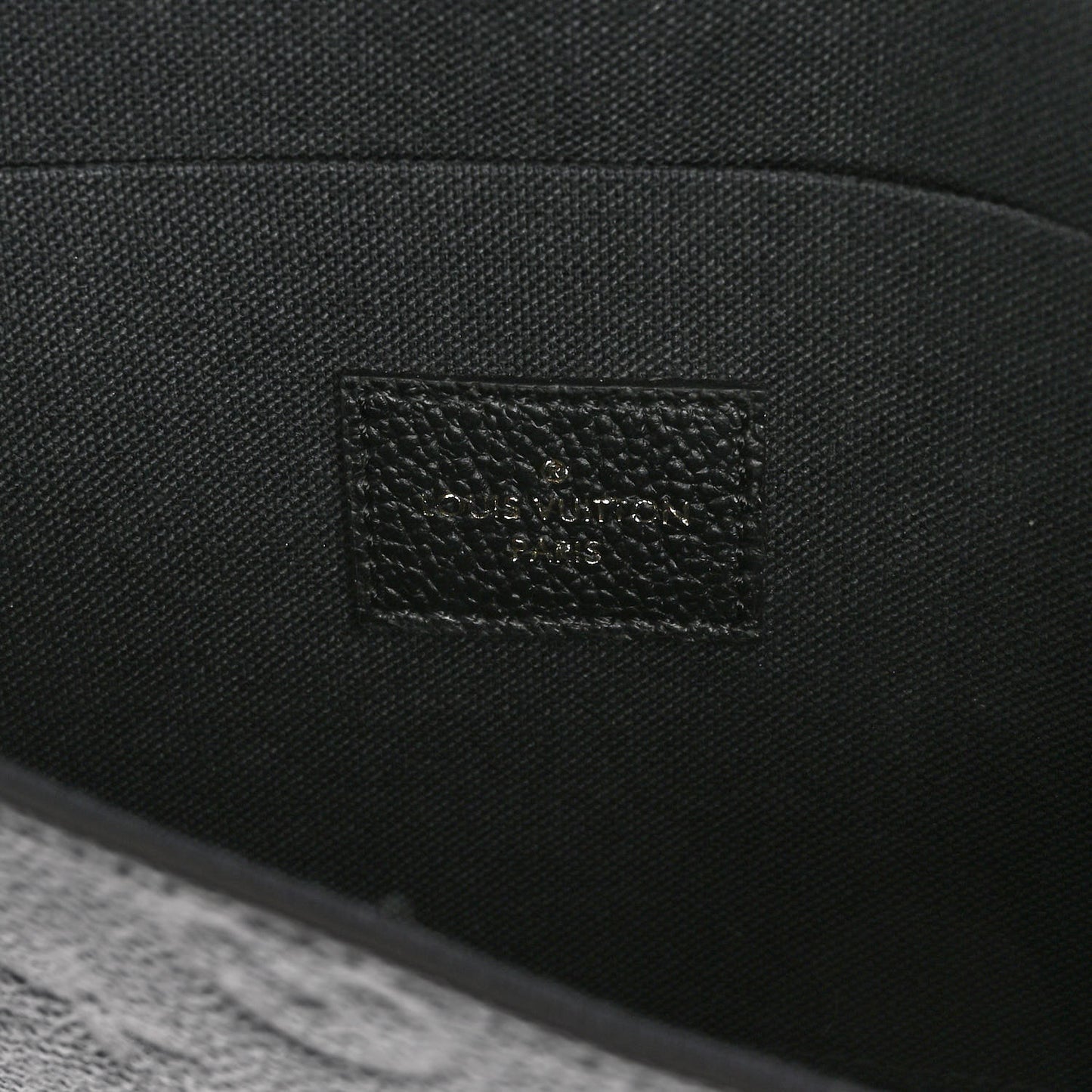 Empreinte Pochette Felicie Chain Wallet Black