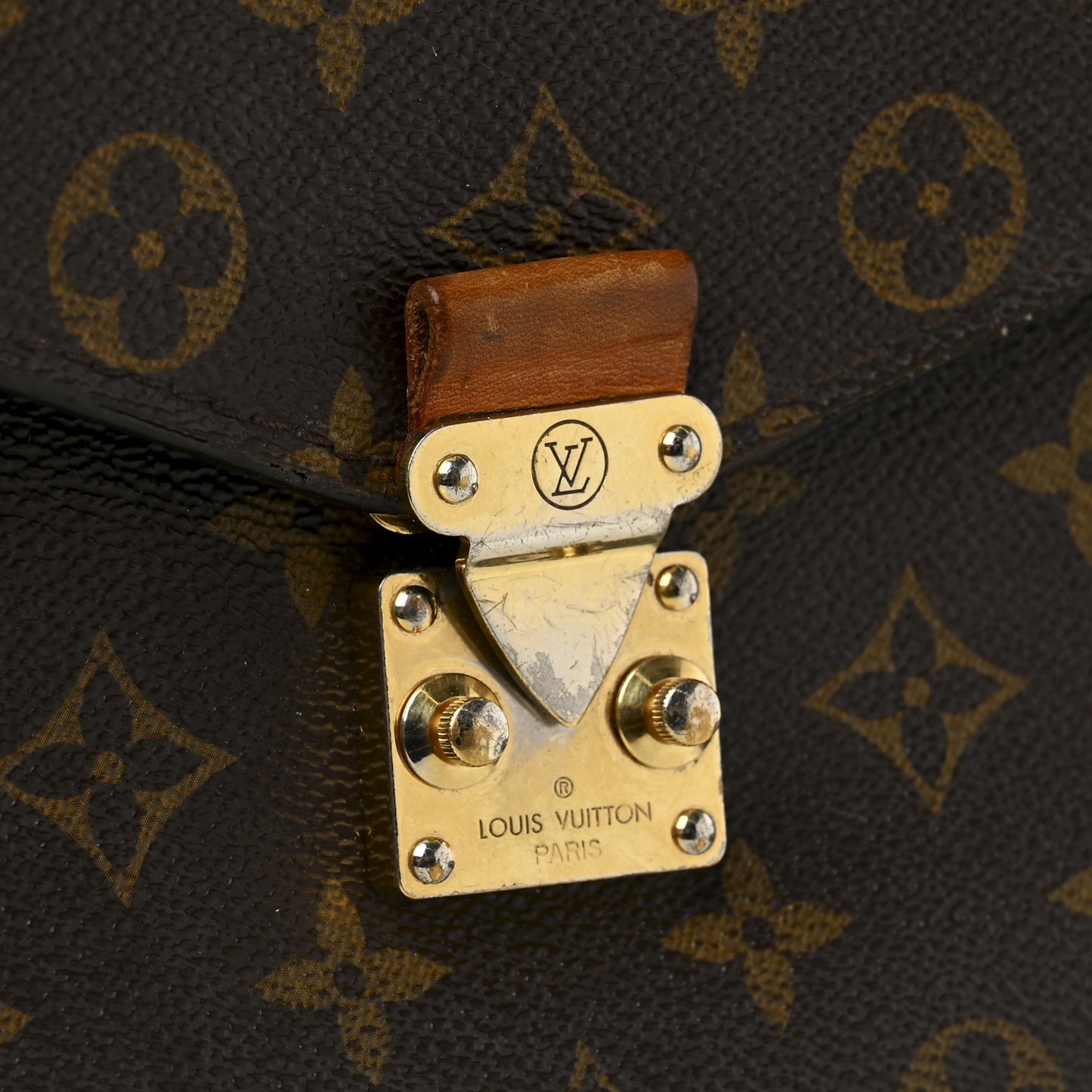 Monogram Pochette Metis