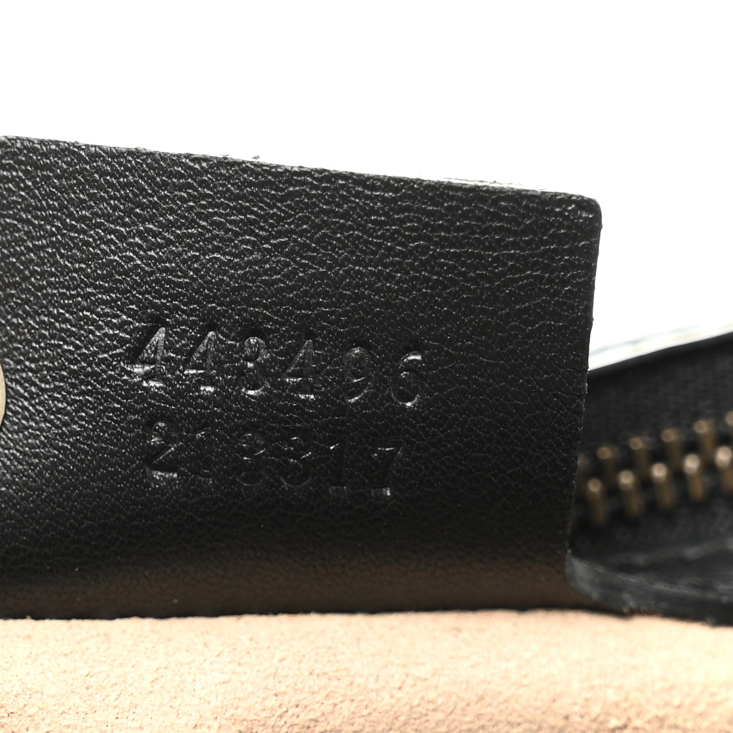 Calfskin Matelasse Animal Studs Medium GG Marmont Shoulder Bag Black
