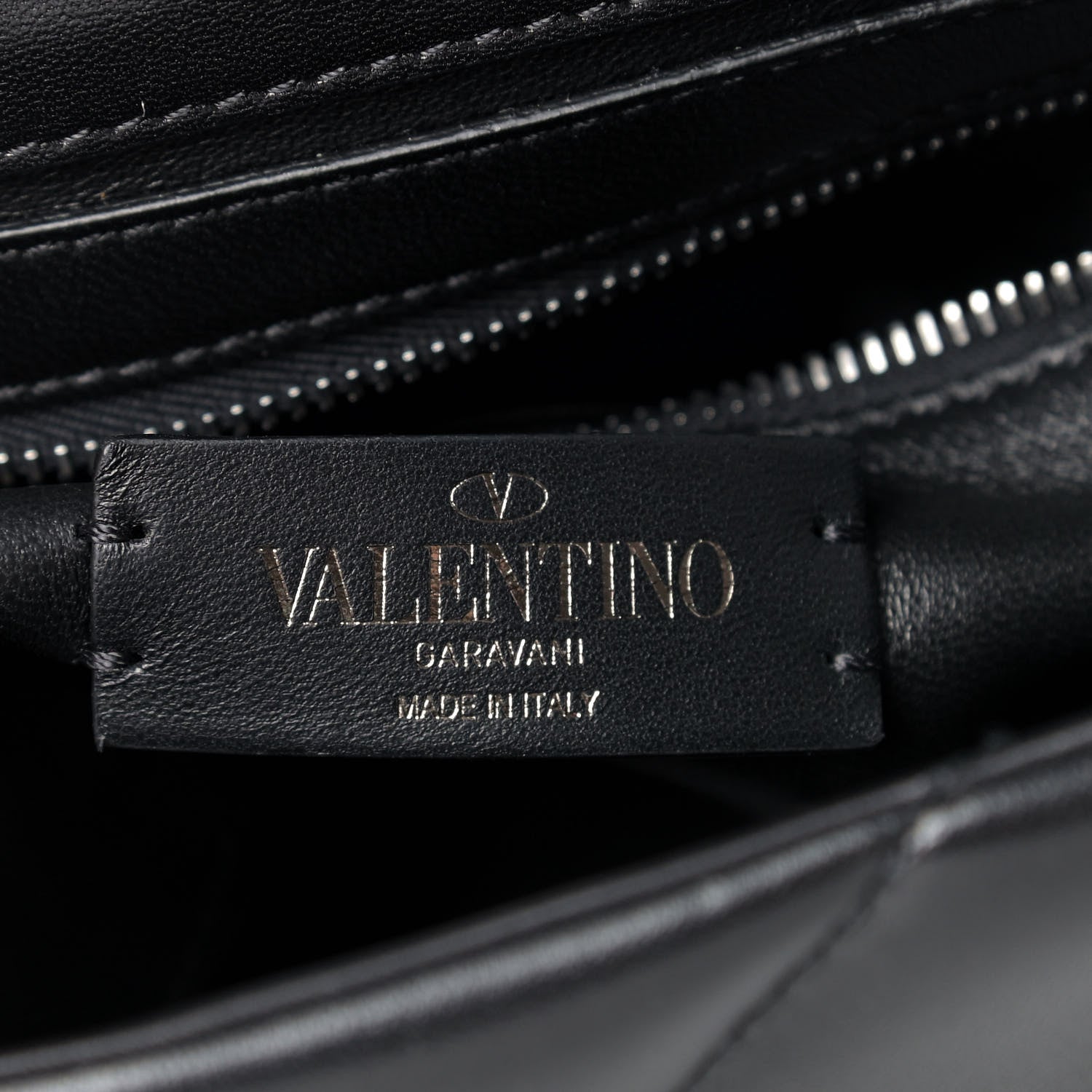 Valentino Garavani Nappa Monochrome Medium Roman Stud Shoulder Bag Black 6 of 8