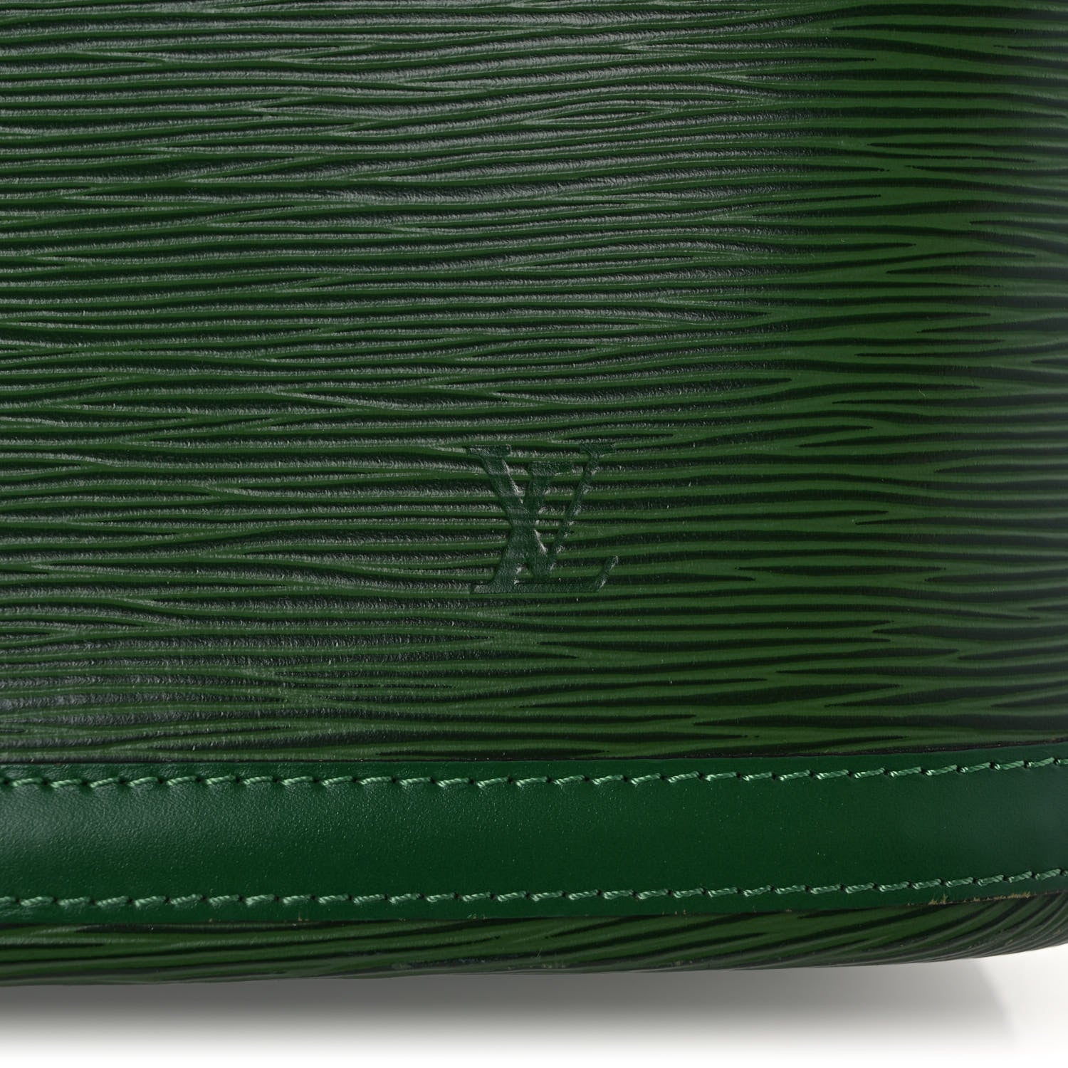 Louis Vuitton Epi Lussac Borneo 8 of 8