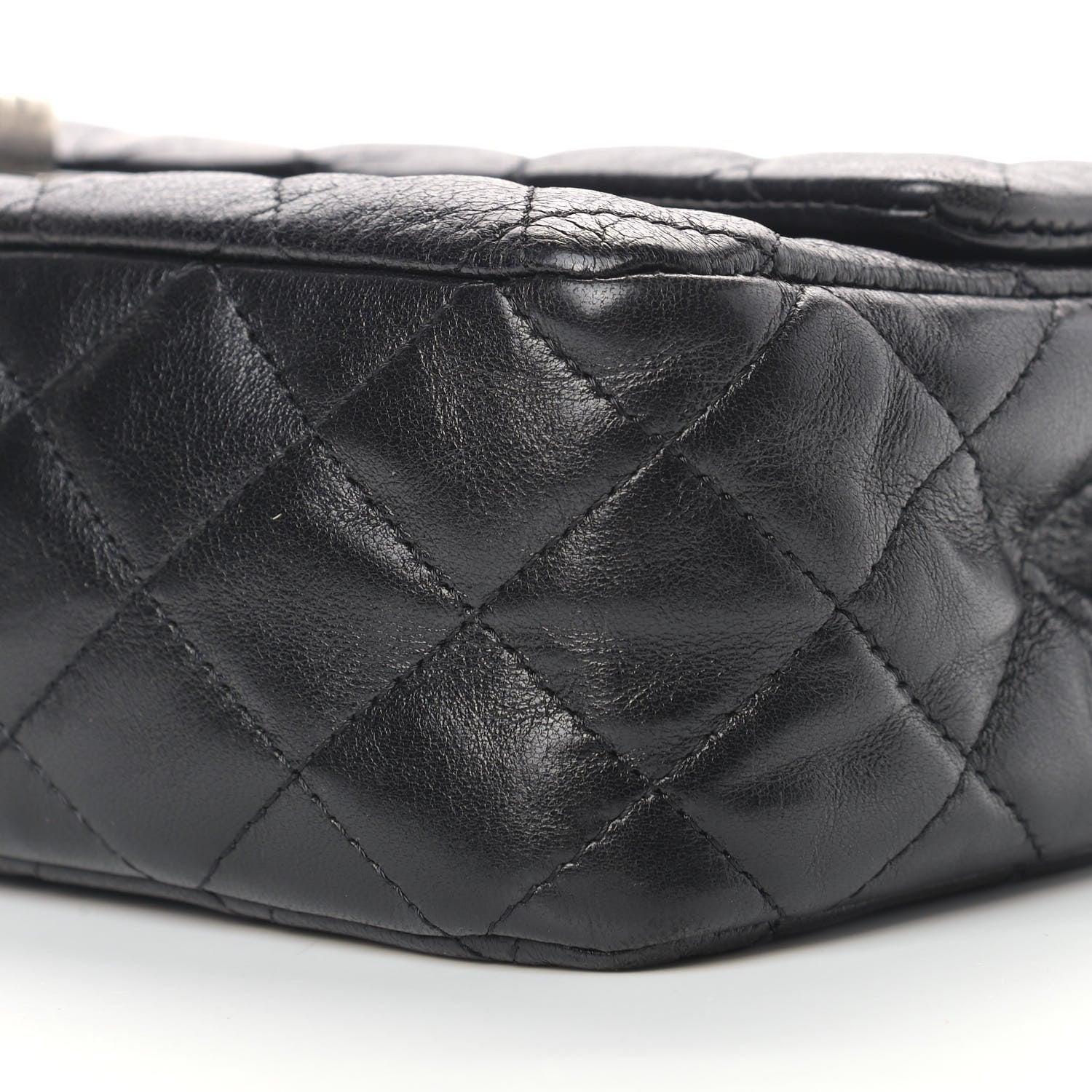 Chanel Aged Calfskin Quilted 2.55 Reissue 225 Flap Black 9 of 14