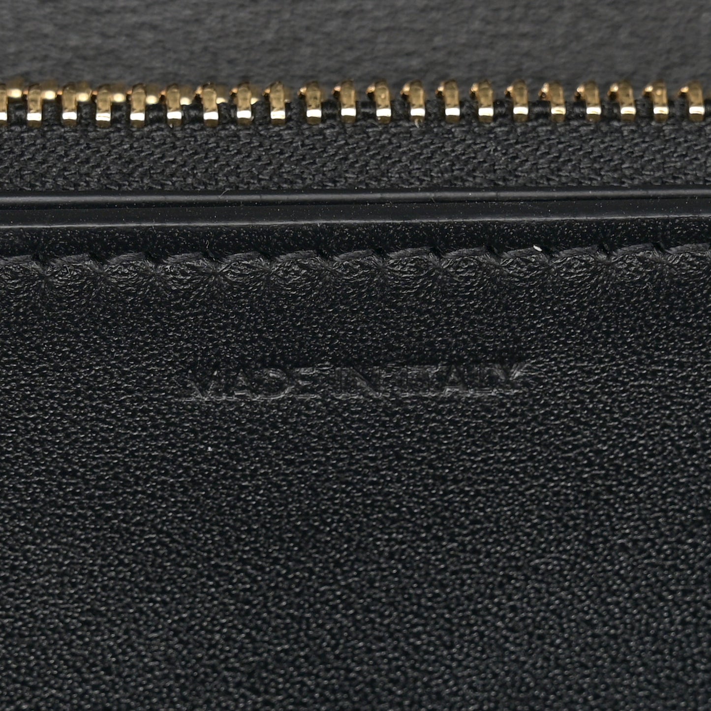 Box Calfskin Medium Classic Box Flap Bag Black