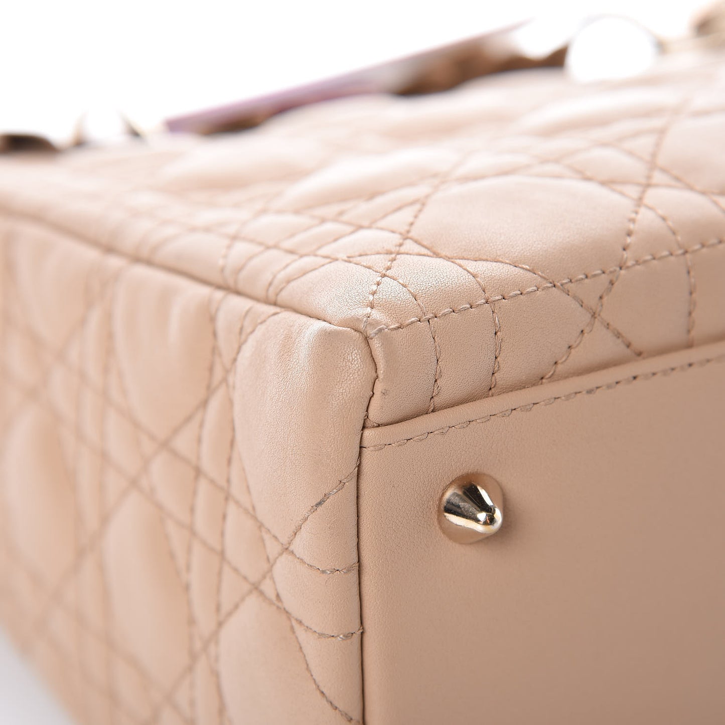 Lambskin Cannage Medium Lady Dior Beige