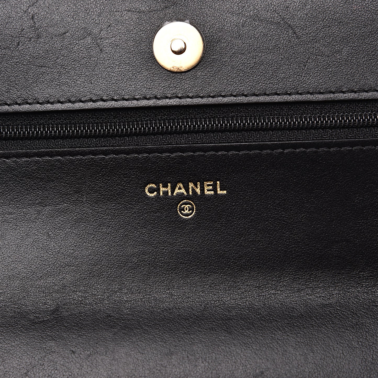 Goatskin Quilted 19 Wallet On Chain WOC Black