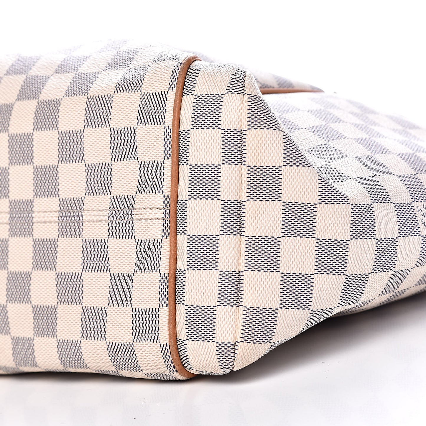 Damier Azur Totally MM