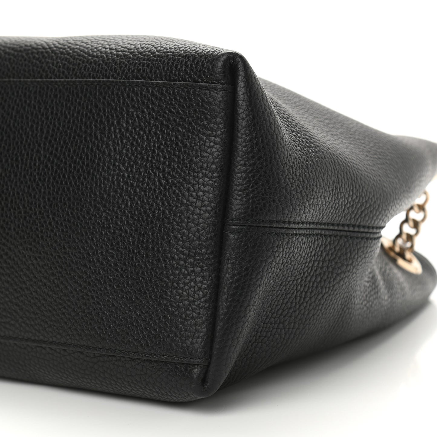 Pebbled Calfskin Medium Soho Chain Shoulder Bag Black