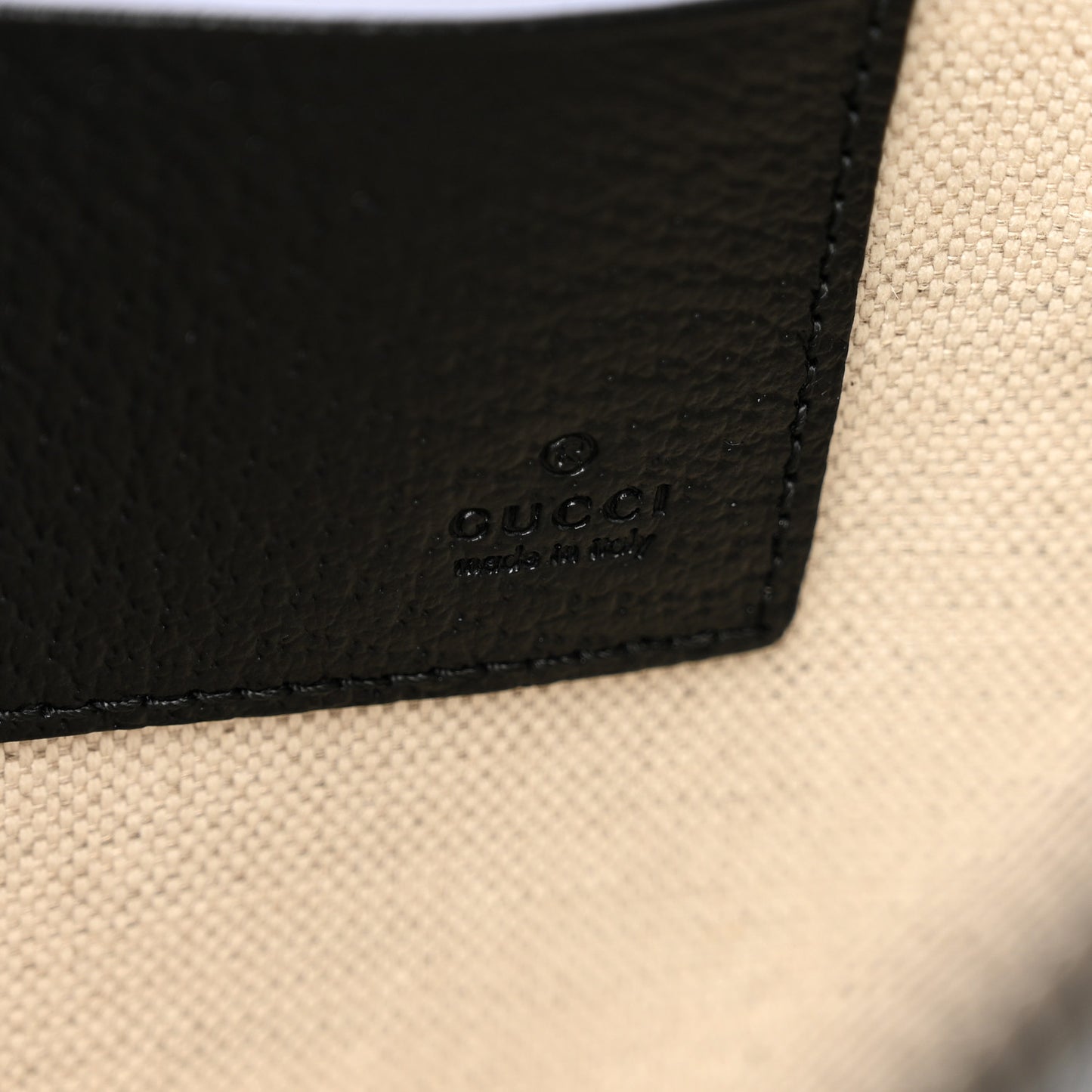 Textured Dollar Calfskin Enamel GG Marmont Zip Pouch Black