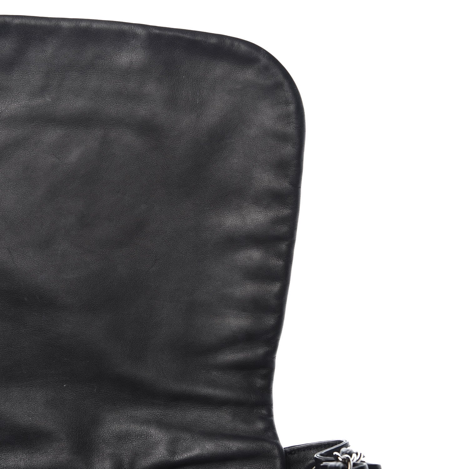Chanel Smooth Calfskin Luxe Ligne Flap Black 9 of 14