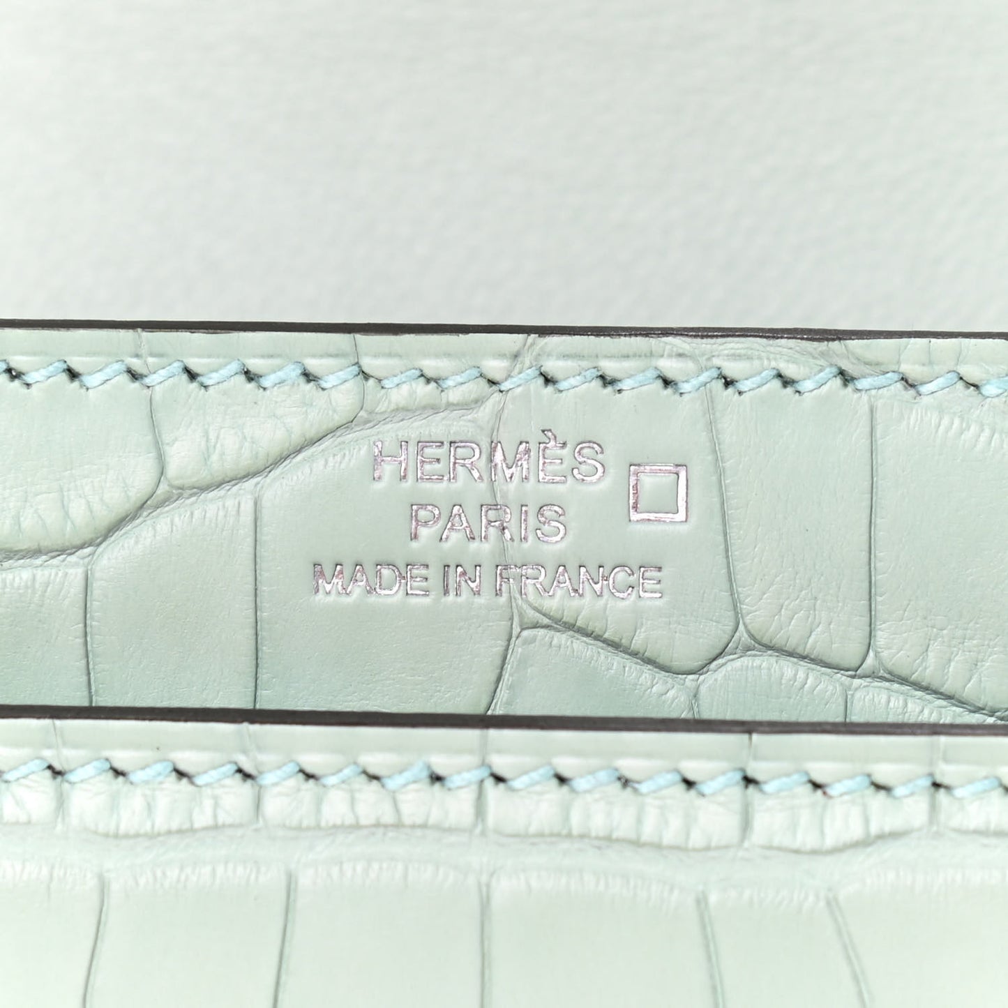 Matte Alligator Mini Verrou Chaine Bag Vert d’eau