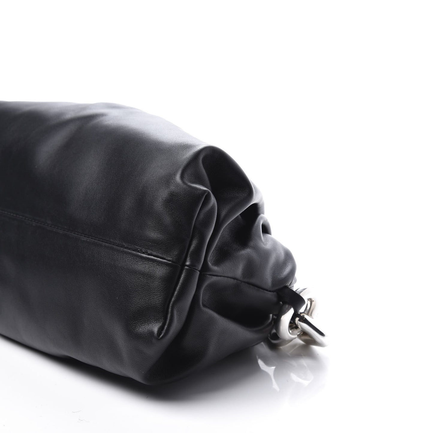 Calfskin The Pouch Chain Black