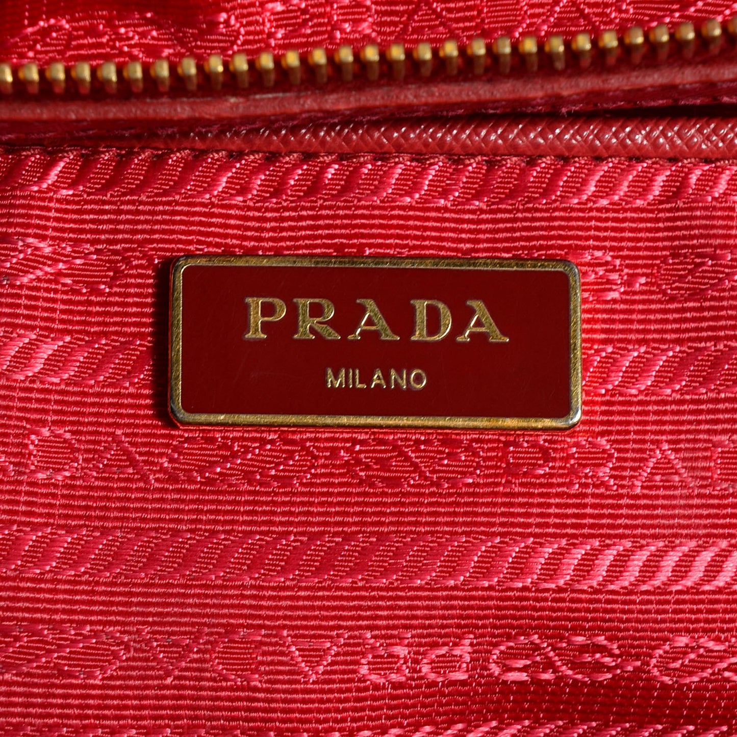 Saffiano Large Galleria Double Zip Tote Fuoco