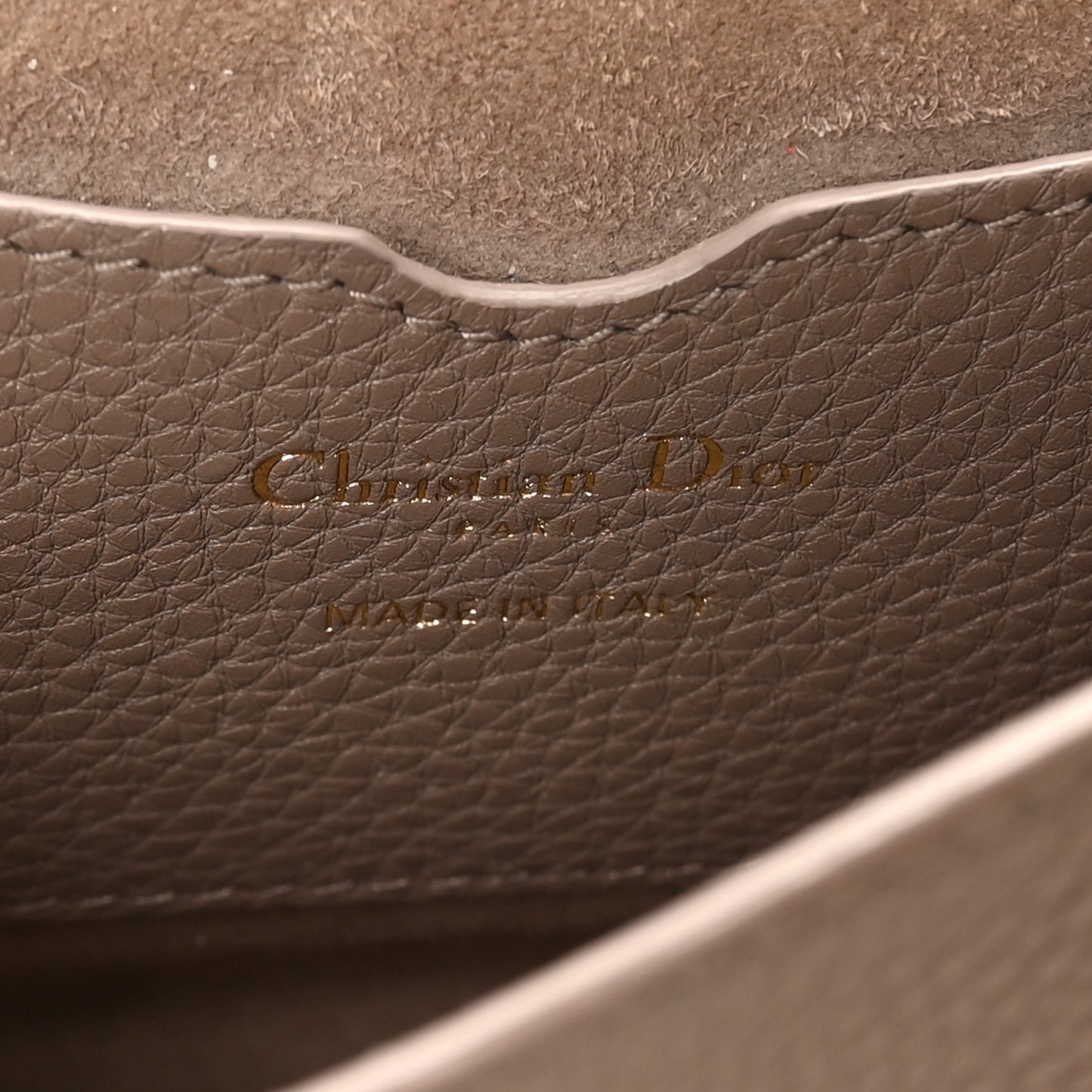 Grained Calfskin Medium Bobby Flap Warm Taupe