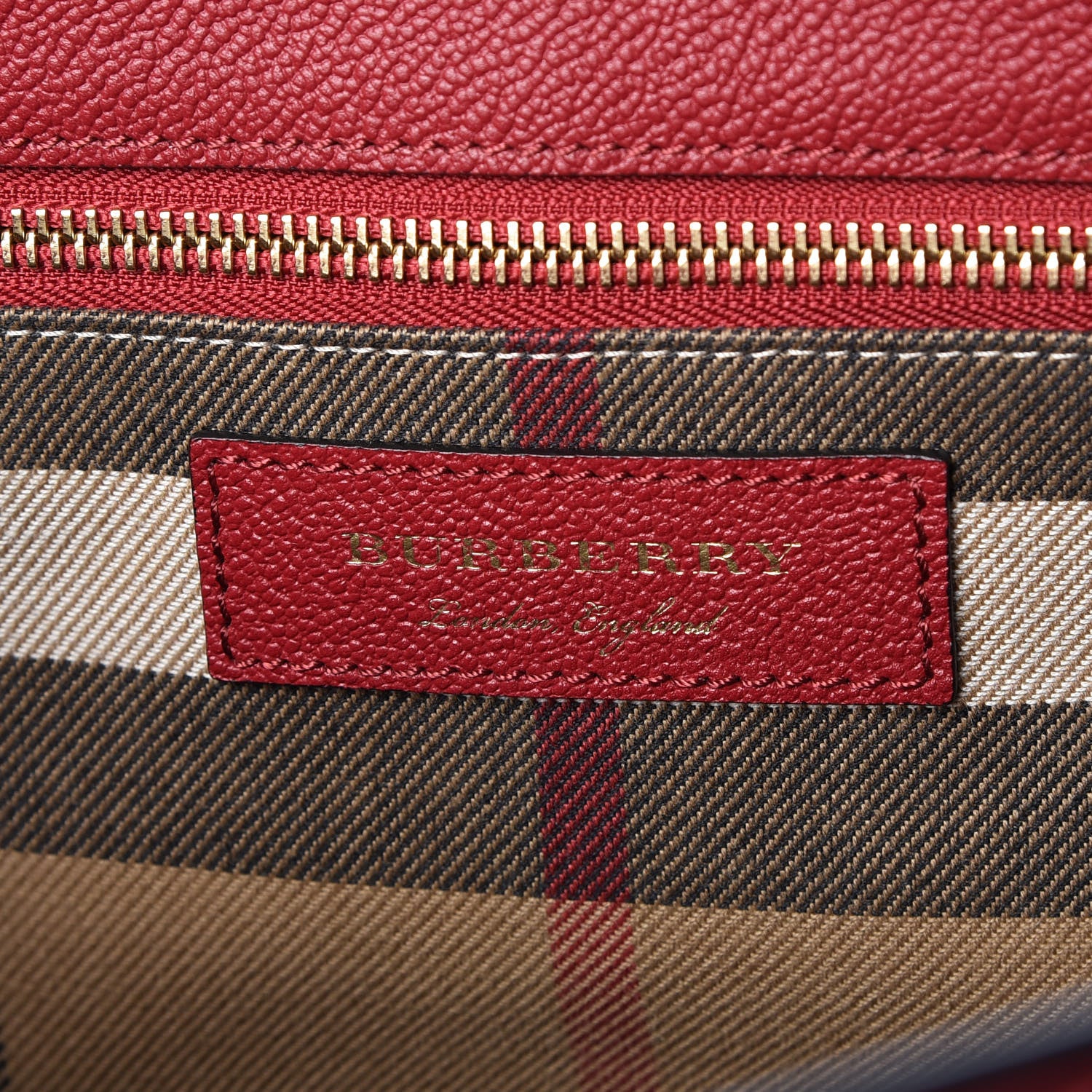 Burberry Soft Grain Medium Buckle Tote Parade Red 6 of 9