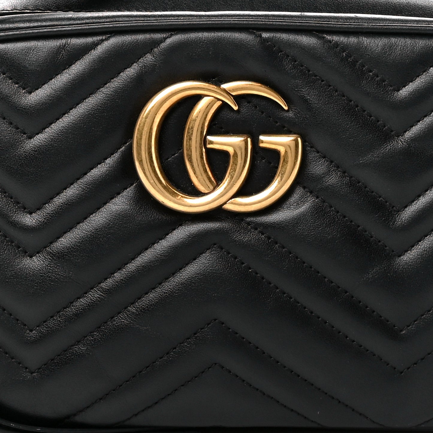 Calfskin Matelasse Small GG Marmont Chain Shoulder Bag Black