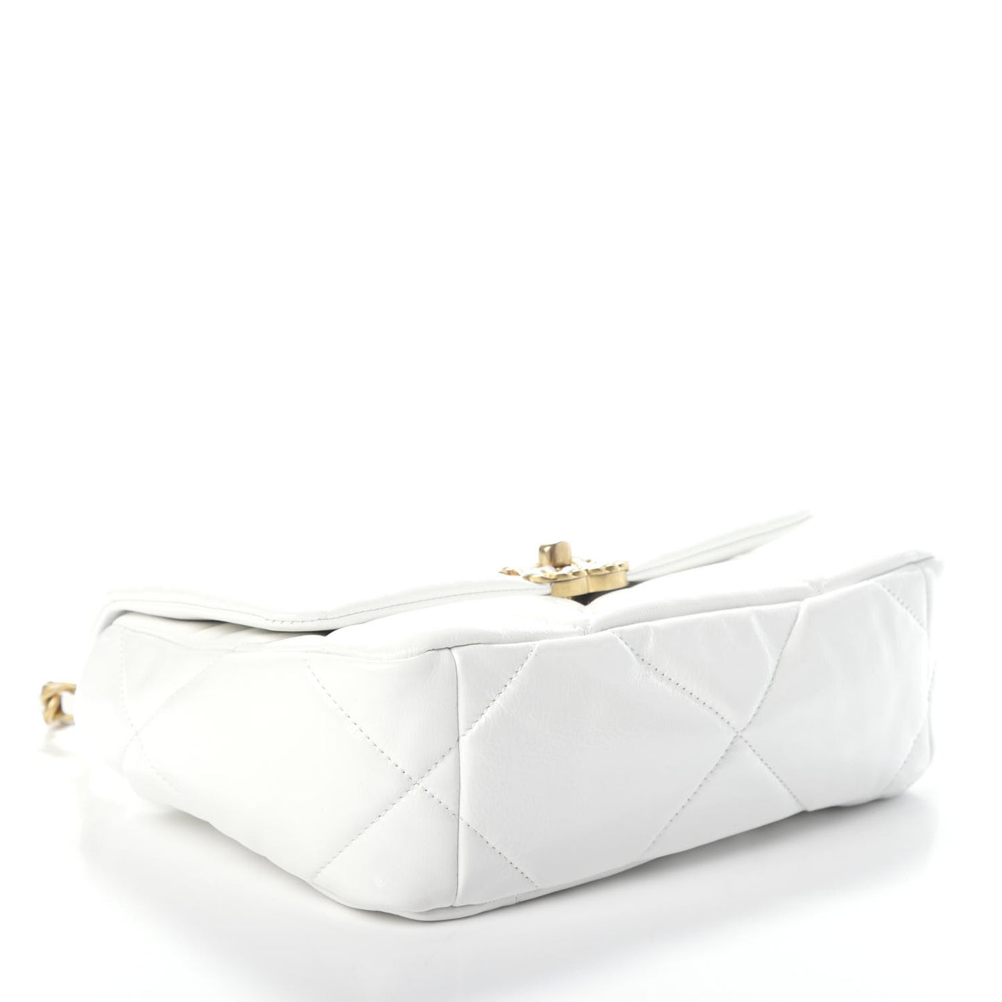 Shiny Crumpled Calfskin Quilted Medium 19 Flap White