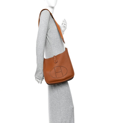 Hermes Taurillon Clemence EVELYNE III PM Gold 2 of 11