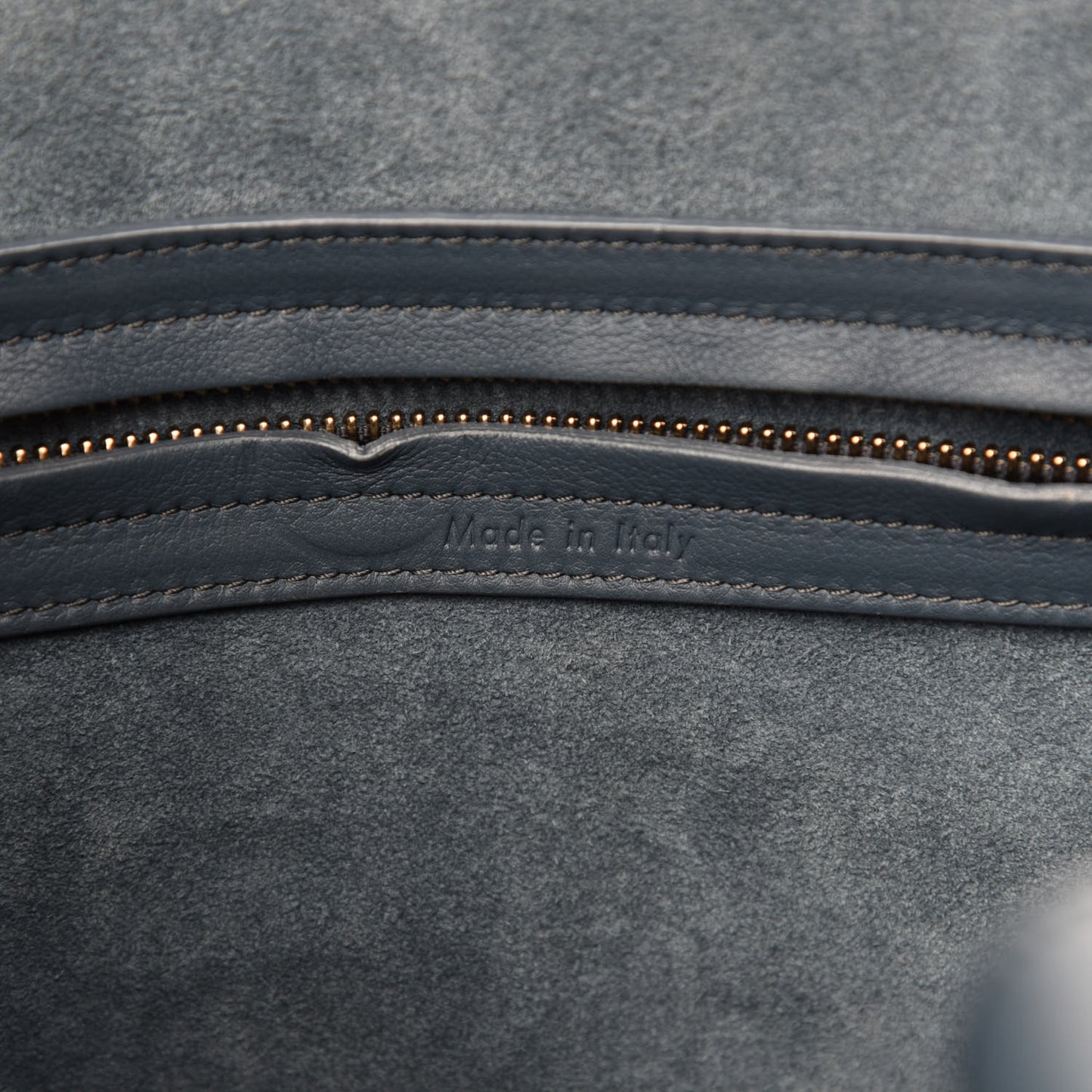 Supple Calfskin Medium Phantom Luggage Blue