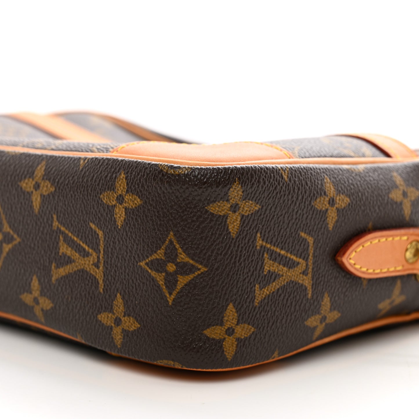 LOUIS VUITTON Monogram Trocadero 27