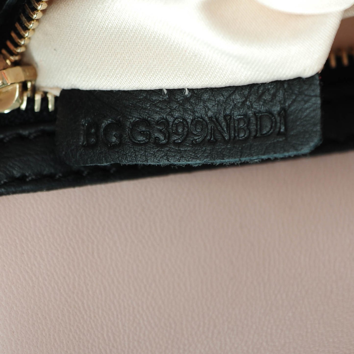 Nappa Rockstud Wristlet Clutch Black