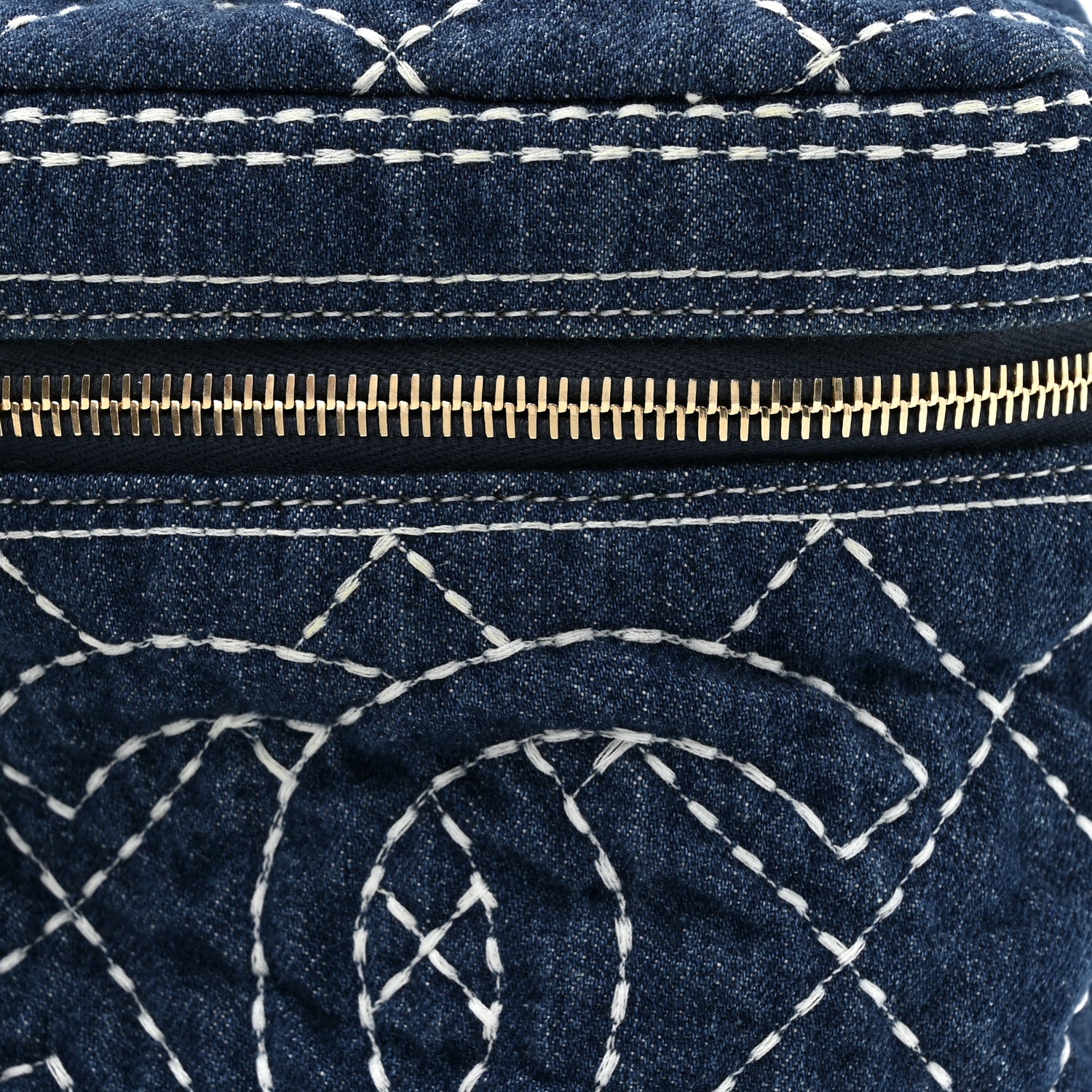 Chanel Denim Quilted Denim Trip Vanity Cosmetic Case Blue 8 of 10