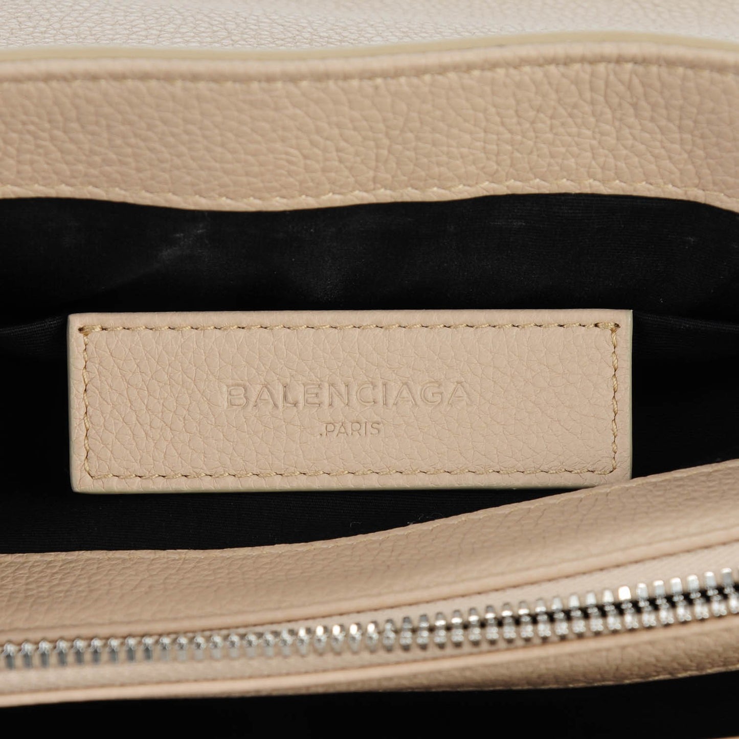 Grained Calfskin Le Dix Small Soft Cartable Beige Seigle
