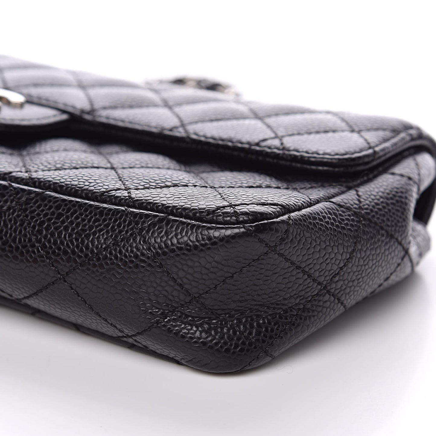 Caviar Quilted East West Flap Black