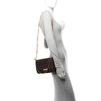 Louis Vuitton Monogram Favorite MM 2 of 11