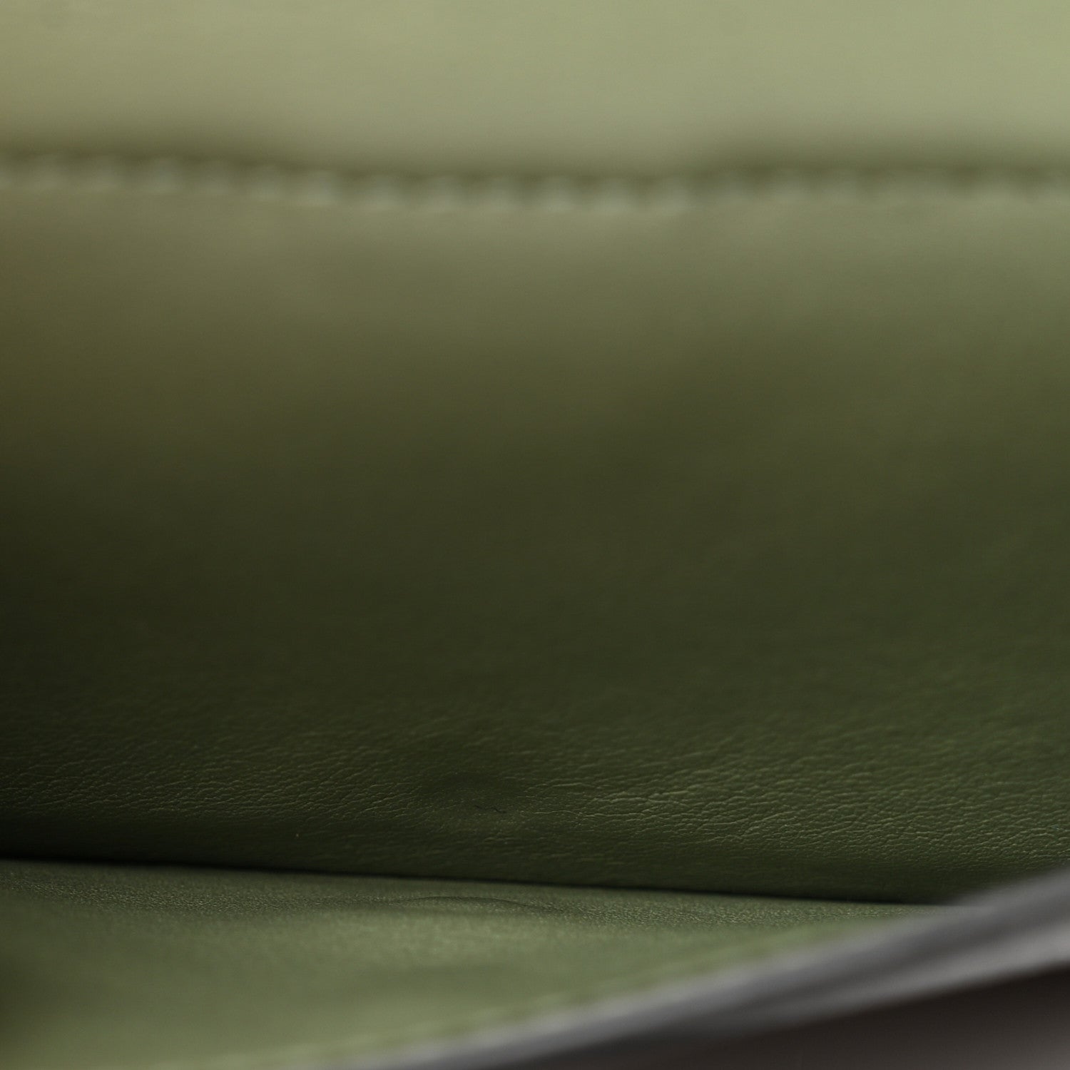 Loewe Grained Calfskin Anagram Trifold Wallet Anthracite Ghost 8 of 10