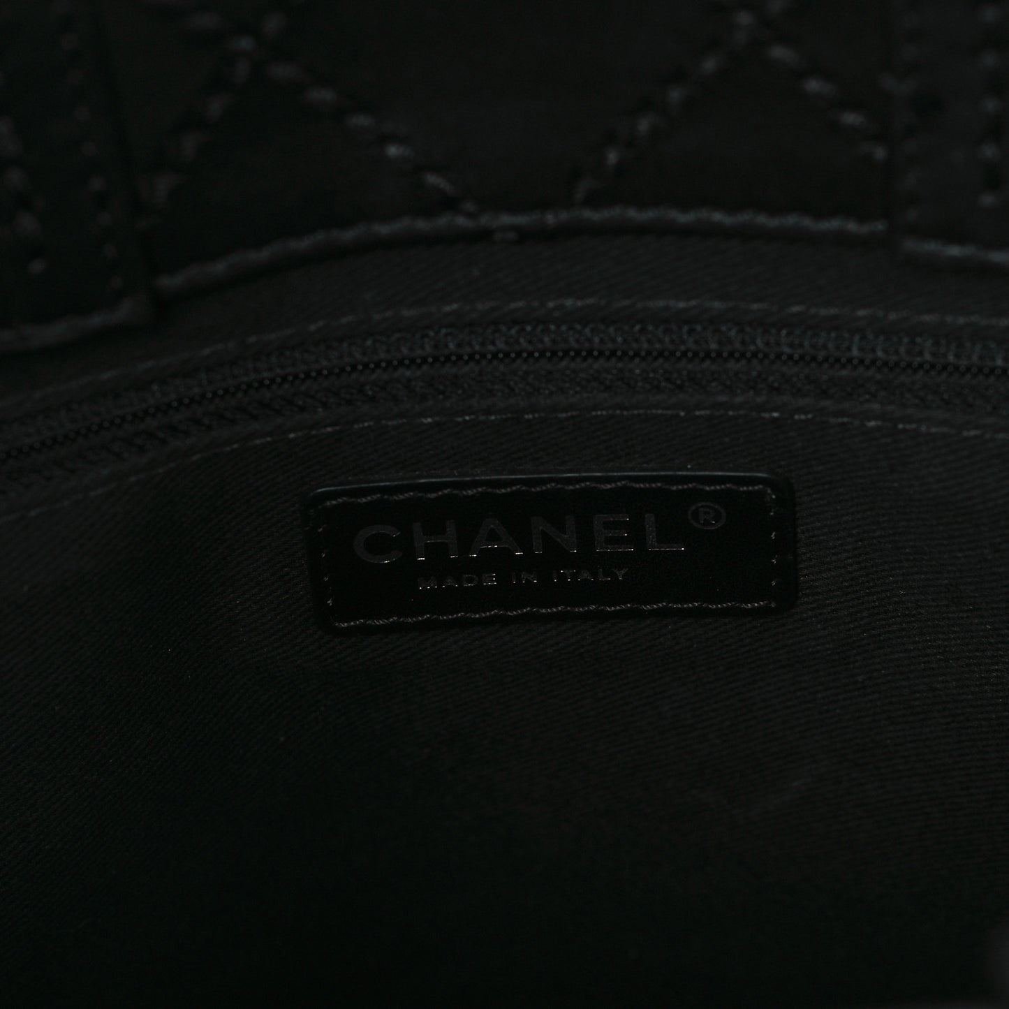 Calfskin CC Pocket Tote Black