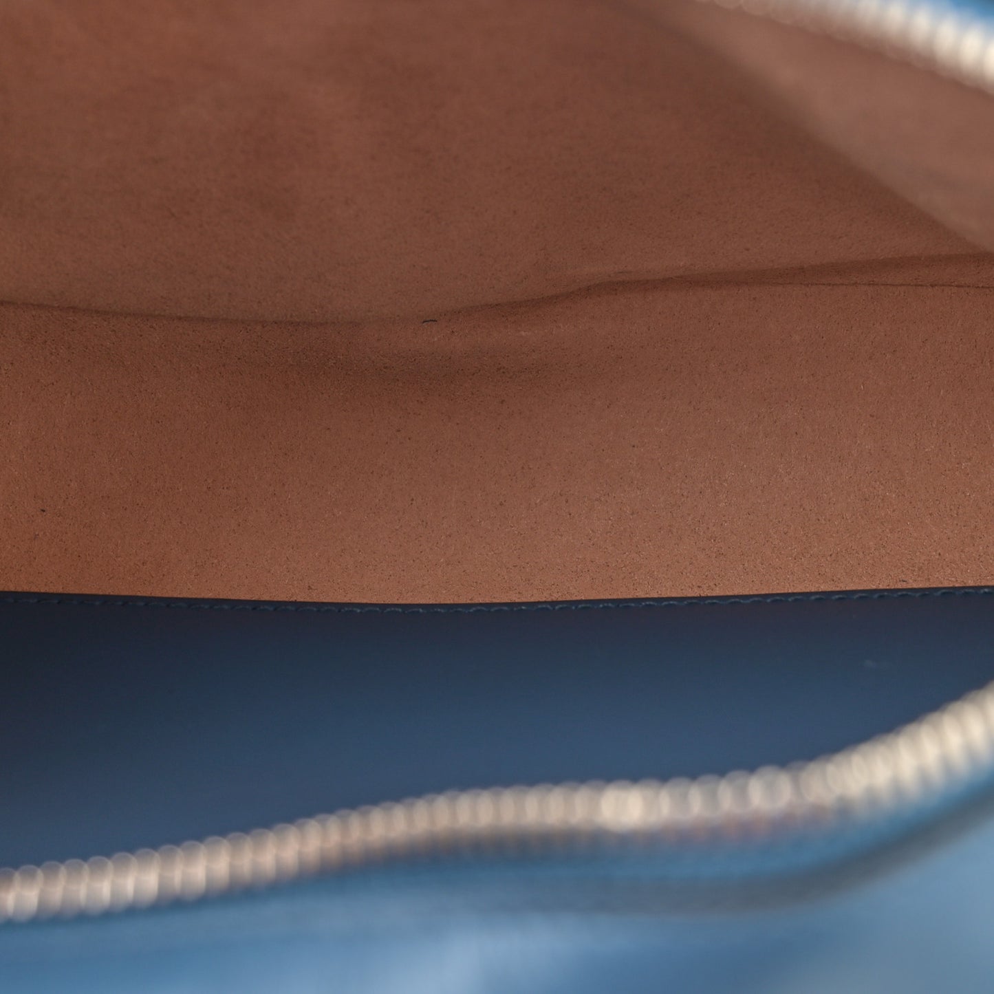 Calfskin Matelasse Aria Small GG Marmont Chain Shoulder Bag Clear Blue