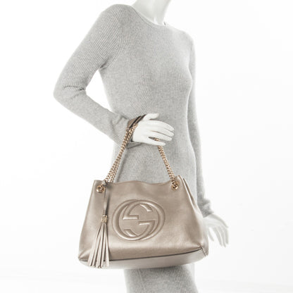 Gucci Metallic Pebbled Calfskin Medium Soho Chain Shoulder Bag Golden Beige 2 of 8