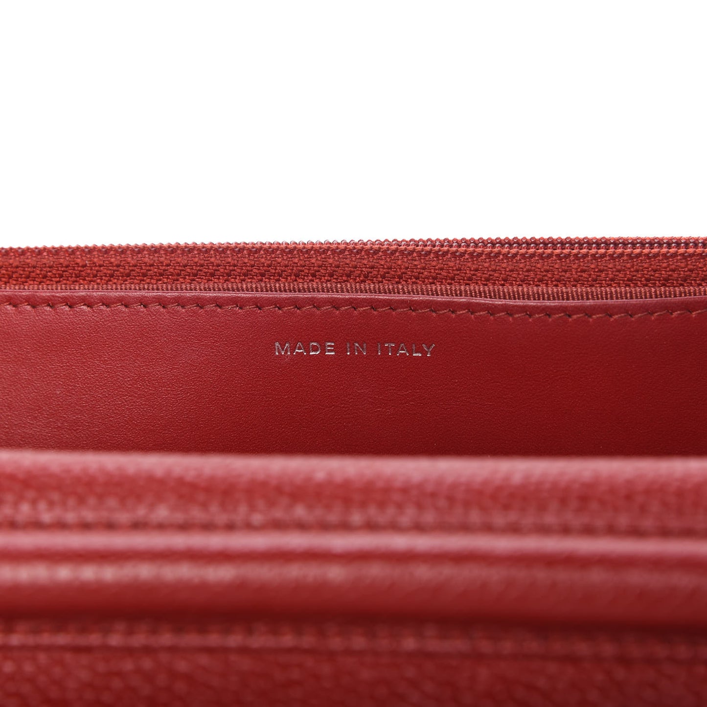 Caviar Quilted Wallet On Chain WOC Red